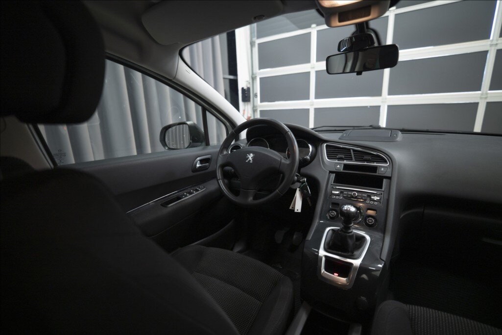 Peugeot 5008 MPV 1,6 l 88 kw