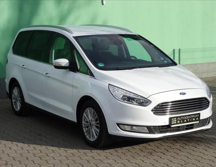 Ford Galaxy 12