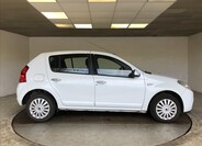 Dacia Sandero 8