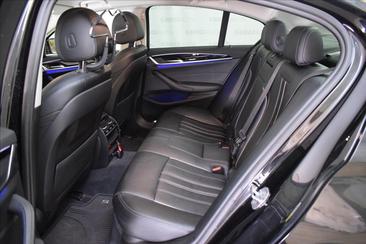 BMW Řada 5 Sedan / Limuzína 3,0 l 195 kw