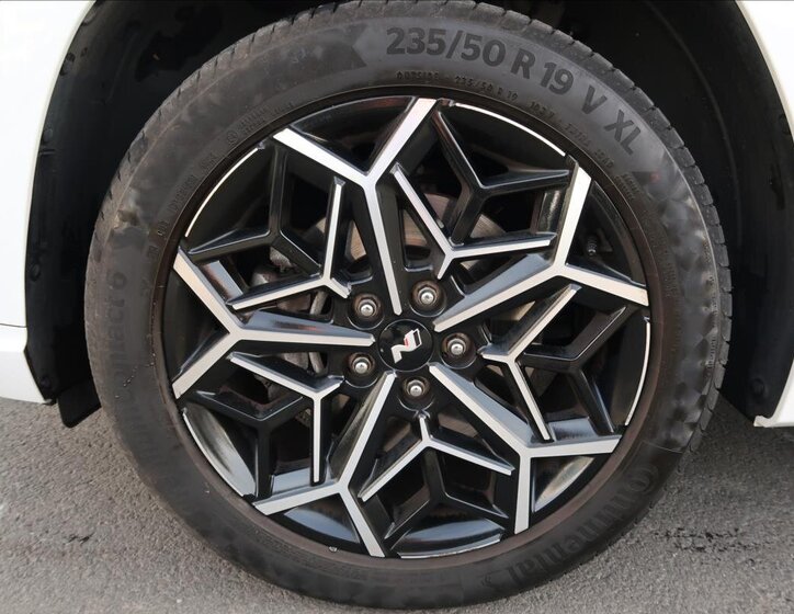 Hyundai Tucson SUV 1,6 l 110 kw