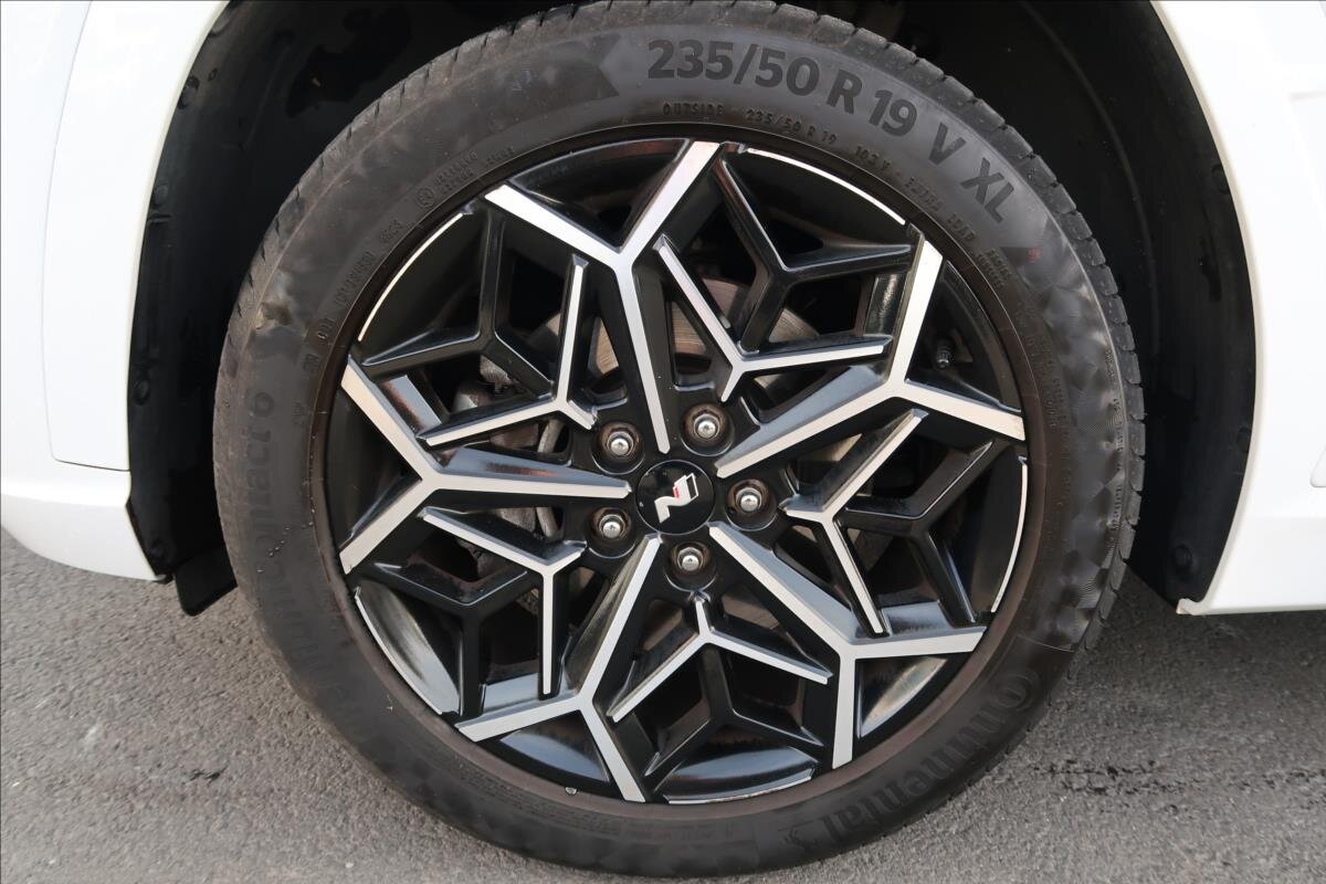 Hyundai Tucson SUV 1,6 l 110 kw