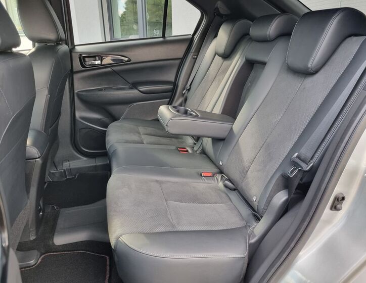 Mitsubishi Ostatní 12