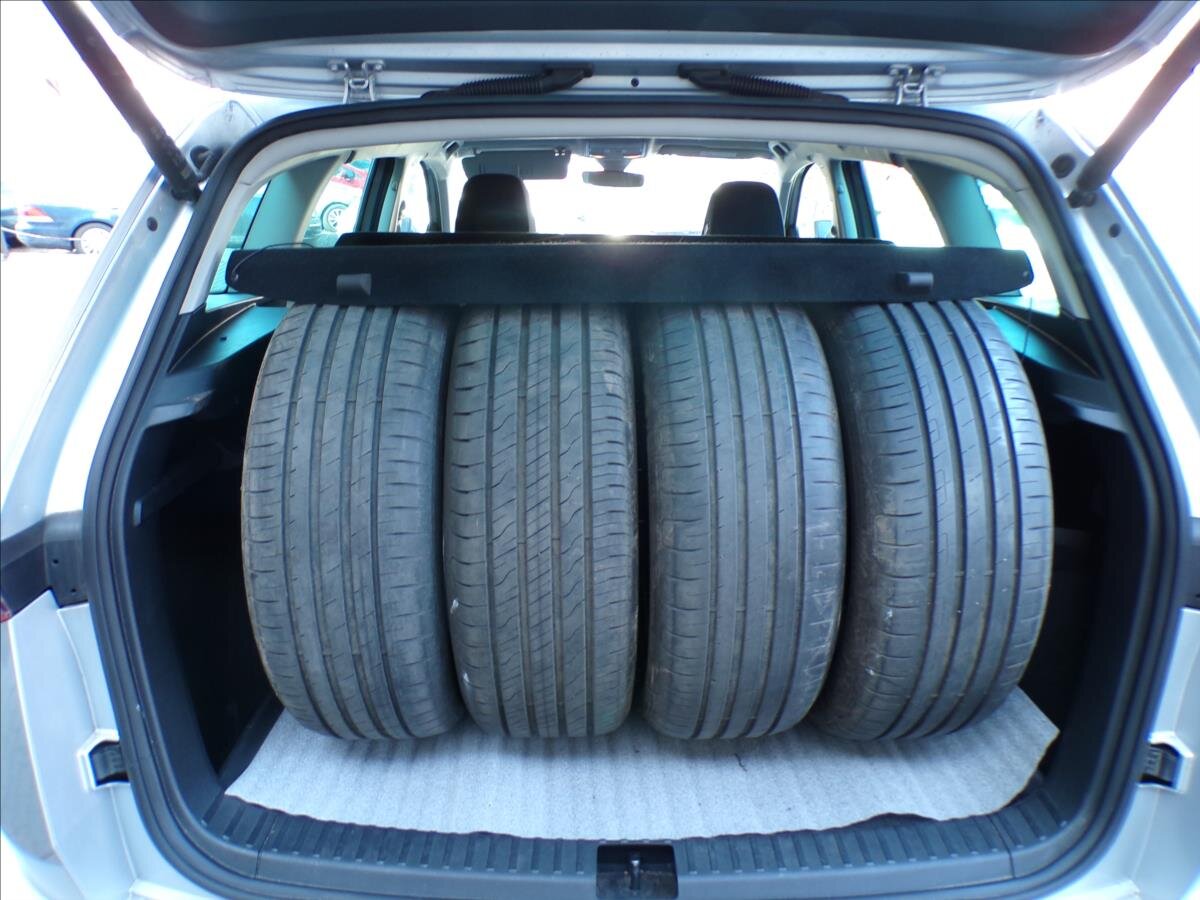 Škoda Karoq Kombi 1,5 l 110 kw