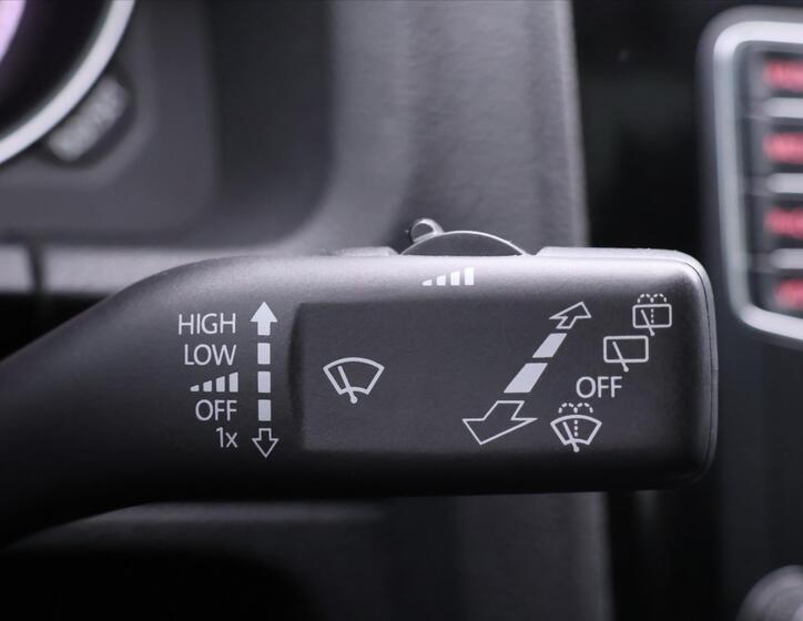 Volkswagen Scirocco 18