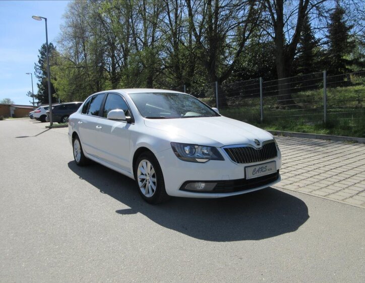 Škoda Superb Sedan / Limuzína 2,0 l 103 kw
