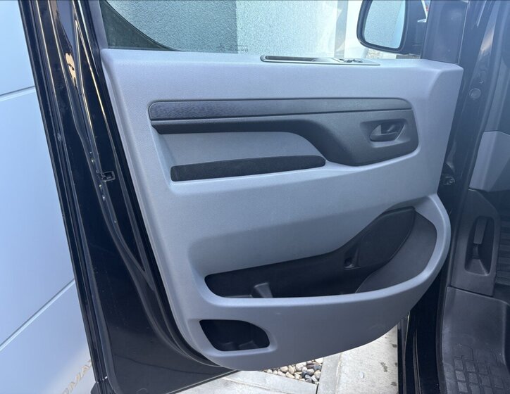 Opel Vivaro Ostatní 2,0 l 106 kw