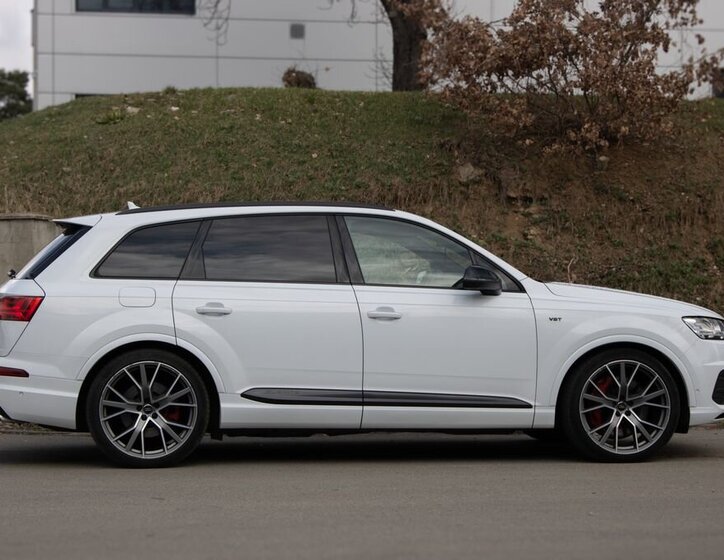 Audi SQ7 SUV / Terénní 4,0 l 320 kw