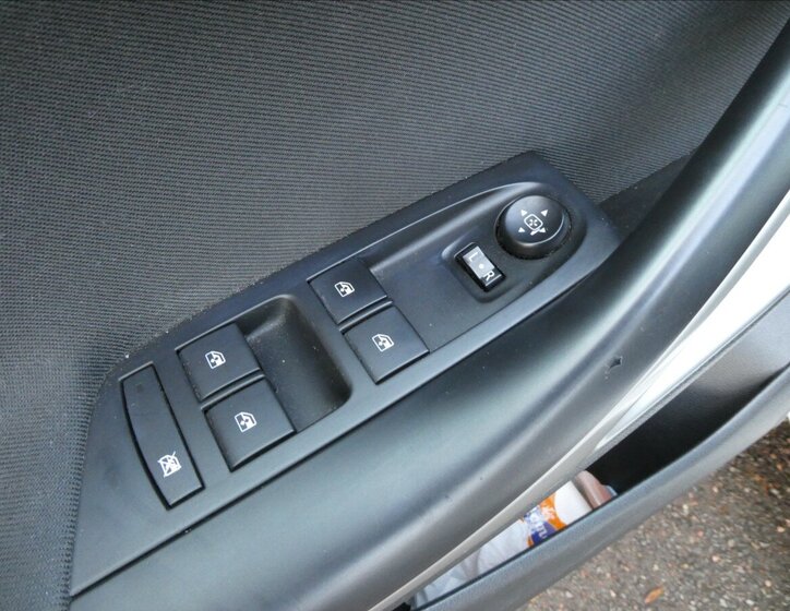 Opel Astra Hatchback 1,6 l 81 kw