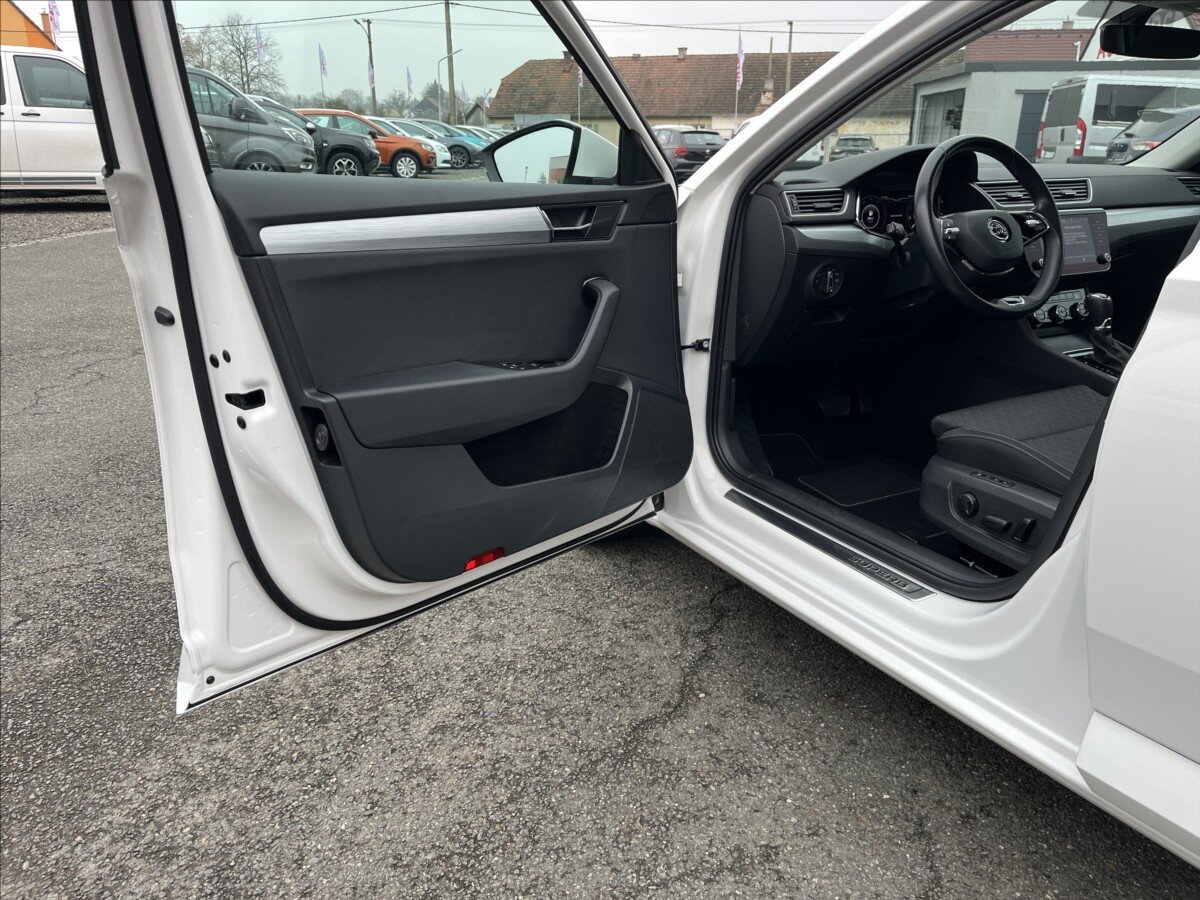 Škoda Superb Kombi 2,0 l 110 kw