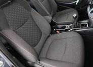 Toyota Corolla Sedan / Limuzína 1,5 l 92 kw