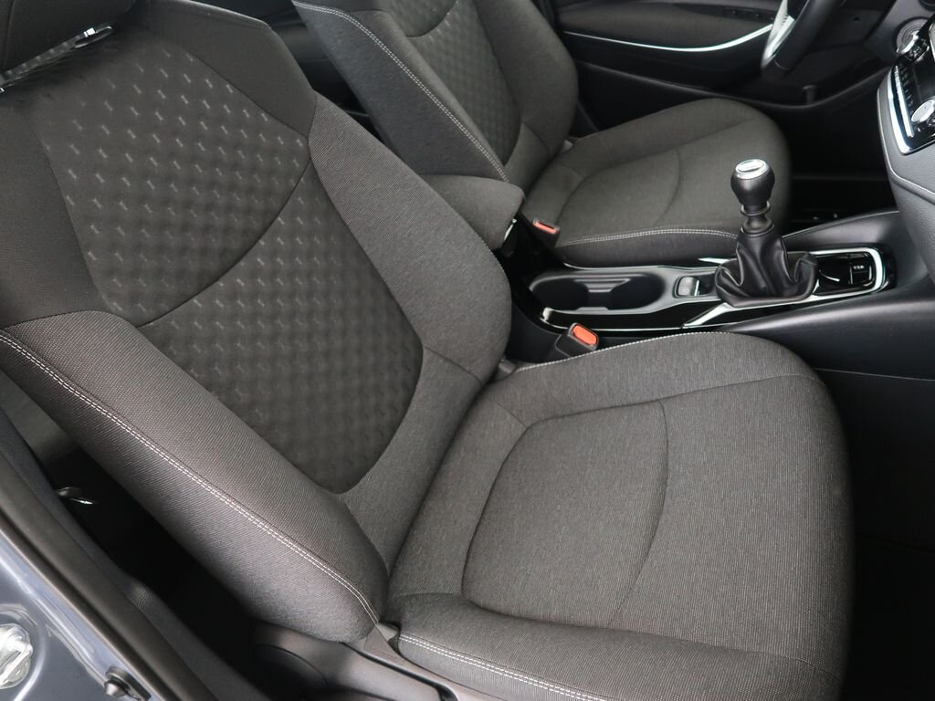 Toyota Corolla Sedan / Limuzína 1,5 l 92 kw