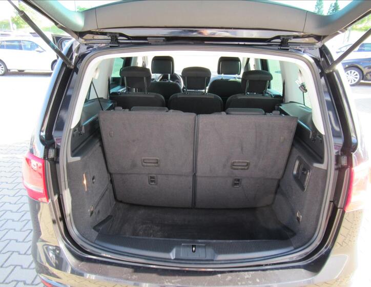 Volkswagen Sharan 24