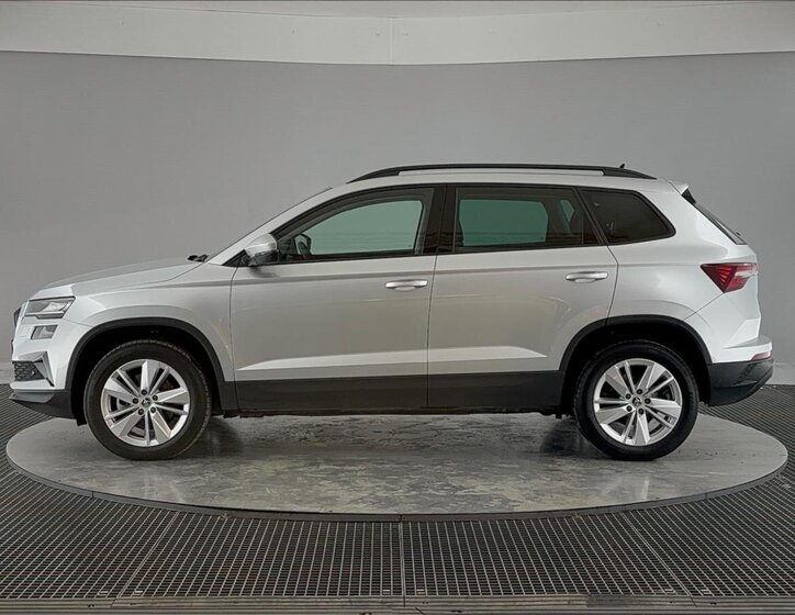 Škoda Karoq SUV / Terénní 1,5 l 110 kw