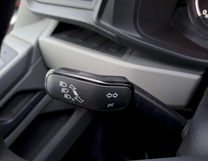 Volkswagen Transporter 13