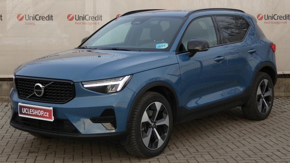 Volvo XC40 SUV / Terénní 2,0 l 120 kw