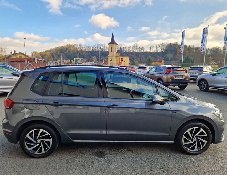 Volkswagen Golf Sportsvan 6