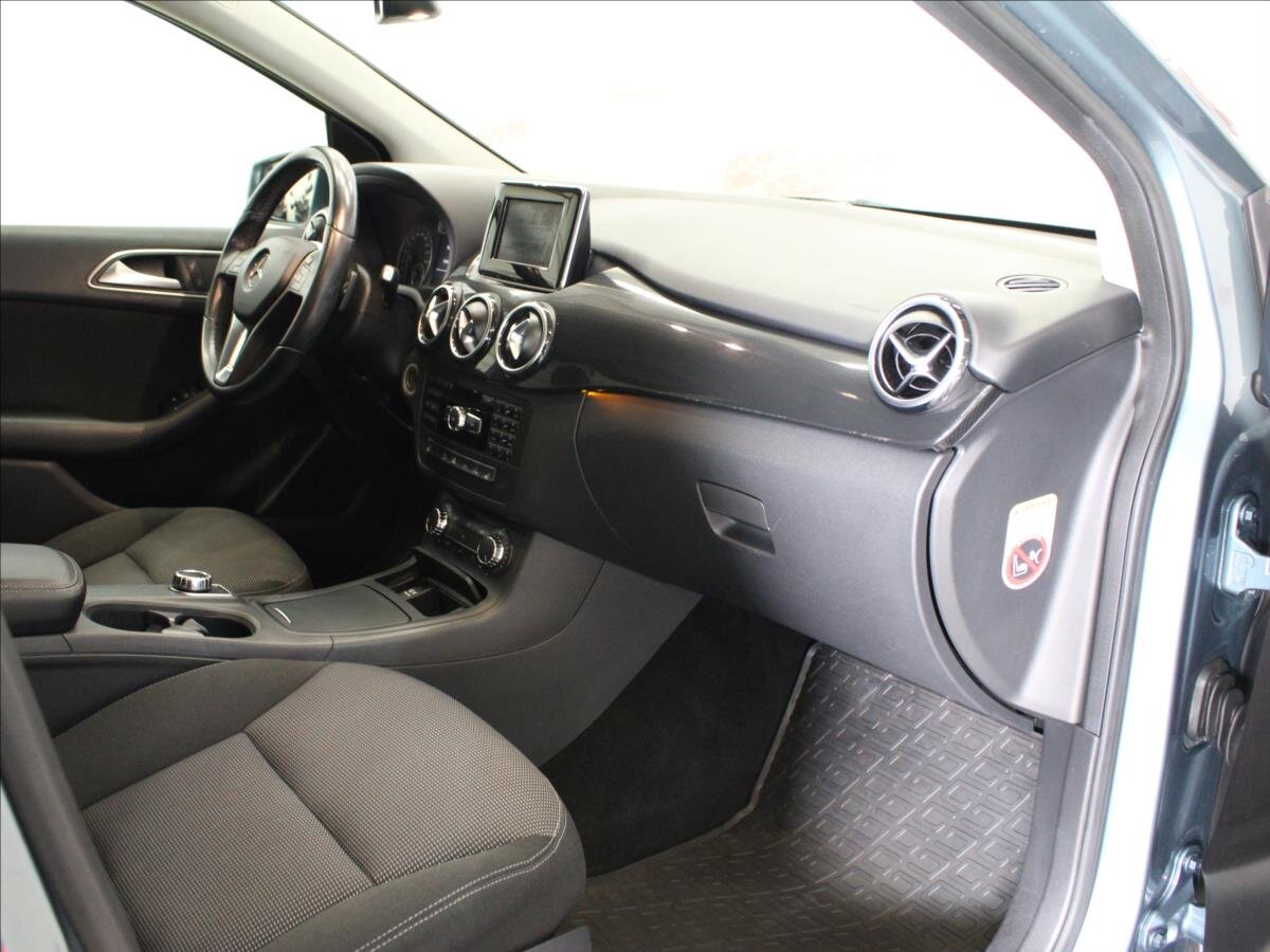 Mercedes-Benz Třídy B Kombi 1,6 l 90 kw