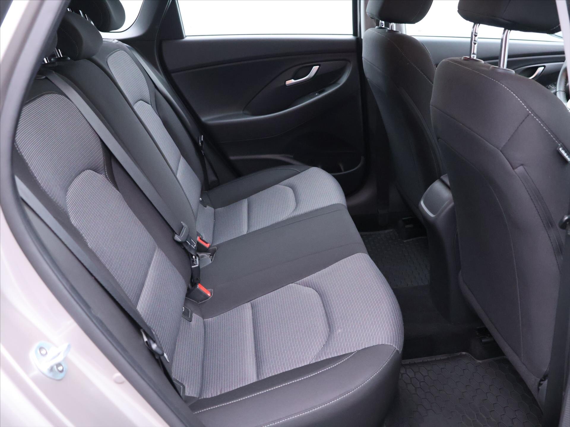 Hyundai i30 Hatchback 1,4 l 73 kw