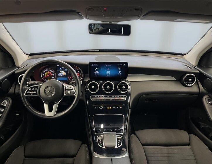 Mercedes-Benz GLC 13