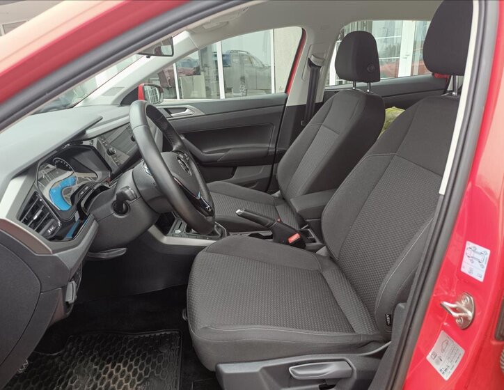 Volkswagen Polo Hatchback 999,0 70 kw