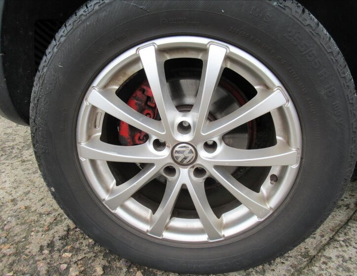 Volkswagen Touareg Kombi 2,5 l 165 kw