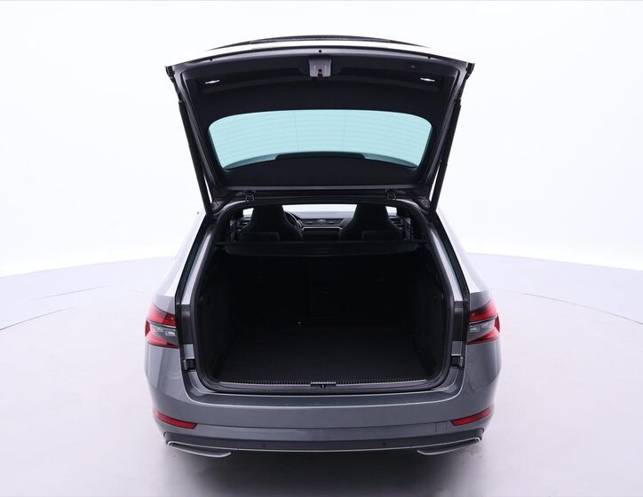 Škoda Superb Kombi 2,0 l 110 kw