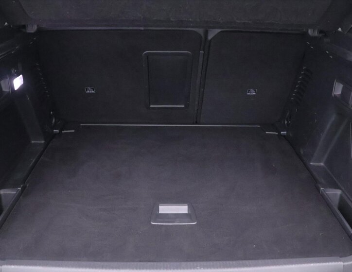 Peugeot 3008 SUV / Terénní 1,2 l 96 kw