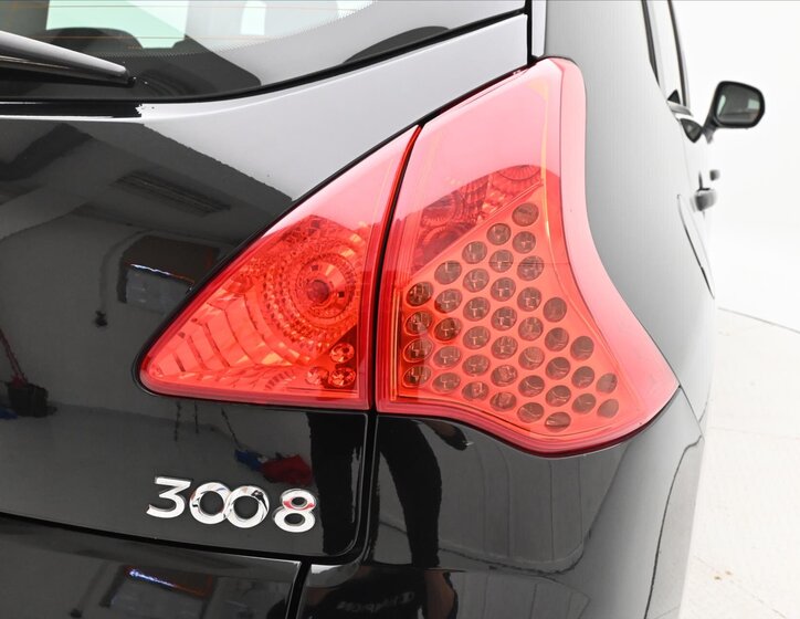 Peugeot 3008 MPV 1,6 l 82 kw