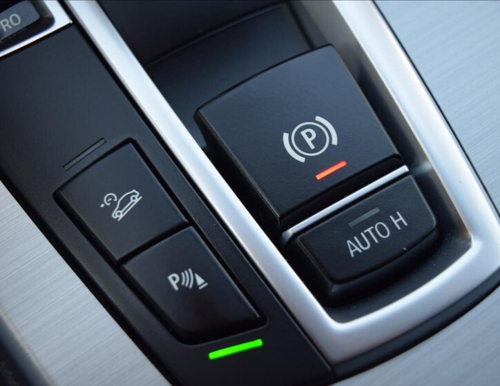 BMW X4 Sedan 2,0 l 140 kw