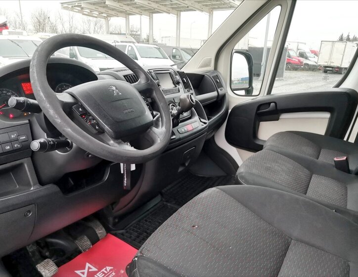 Peugeot Boxer 6
