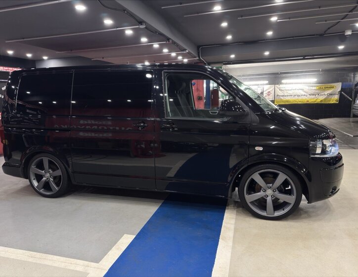 Volkswagen Multivan Kombi 2,0 l 103 kw