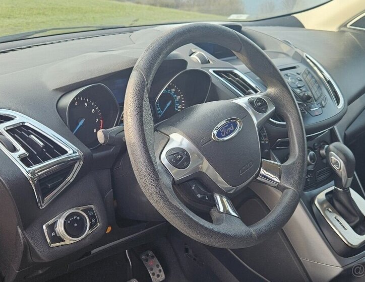 Ford Kuga SUV / Terénní 0,0 179 kw