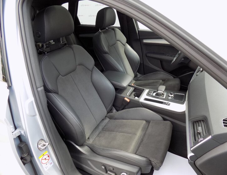 Audi Q5 SUV 2,0 l 140 kw