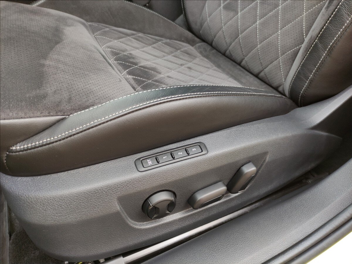 Škoda Superb Kombi 2,0 l 147 kw