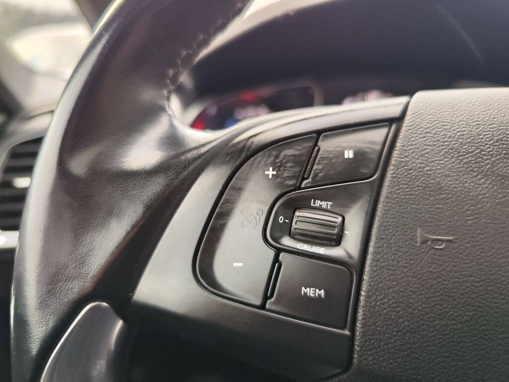 Citroën DS5 Hatchback 2,0 l 120 kw