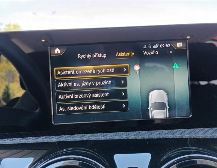 Mercedes-Benz Třídy A Hatchback 1,3 l 80 kw