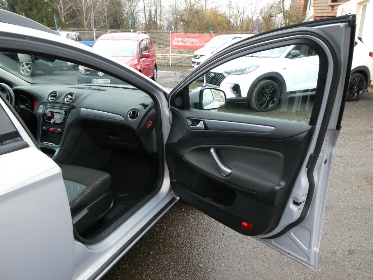 Ford Mondeo Kombi 1,6 l 85 kw