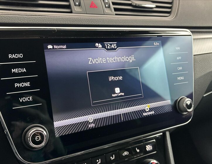 Škoda Superb Kombi 2,0 l 140 kw