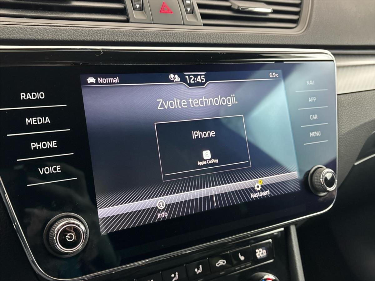 Škoda Superb Kombi 2,0 l 140 kw