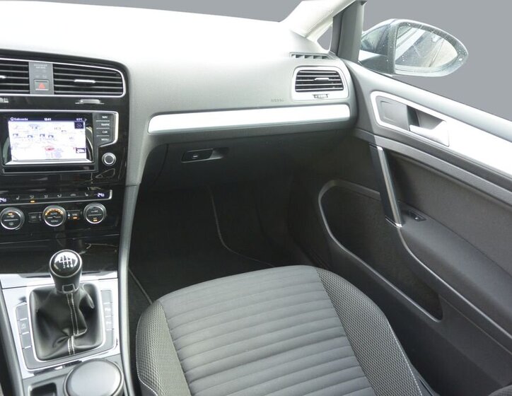 Volkswagen Golf Kombi 2,0 l 110 kw