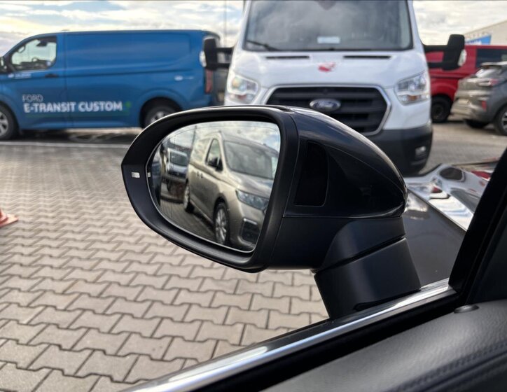 Volkswagen Arteon Liftback 2,0 l 206 kw