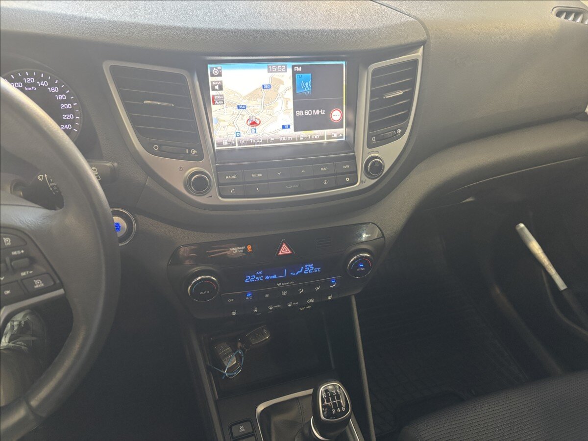 Hyundai Tucson SUV 2,0 l 100 kw