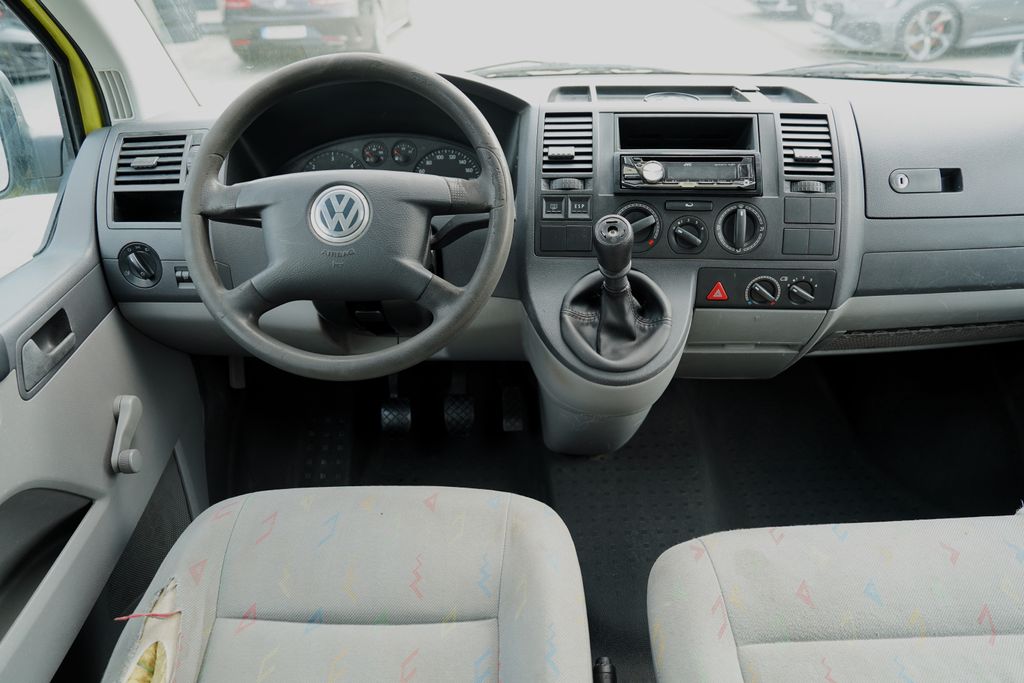 Volkswagen Caravelle
