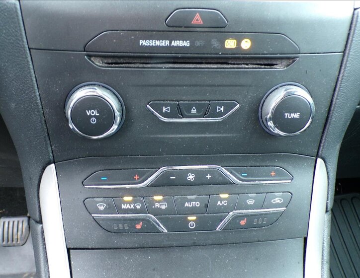 Ford Galaxy Kombi 2,0 l 110 kw