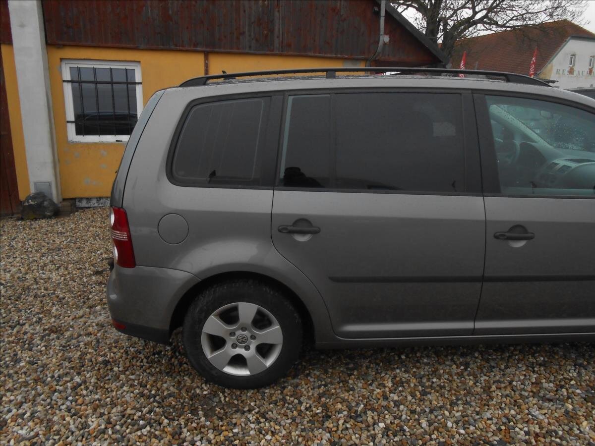 Volkswagen Touran MPV 1,9 l 66 kw