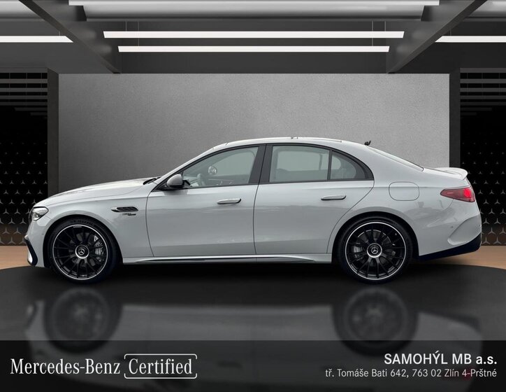 Mercedes-Benz Třídy E 2