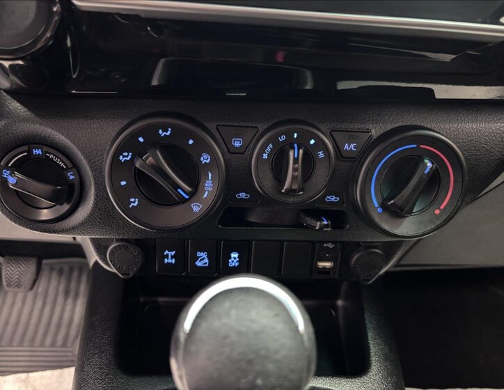 Toyota Hilux Pick-up 2,4 l 110 kw