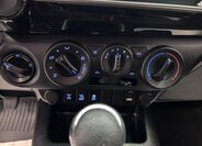 Toyota Hilux Pick-up 2,4 l 110 kw