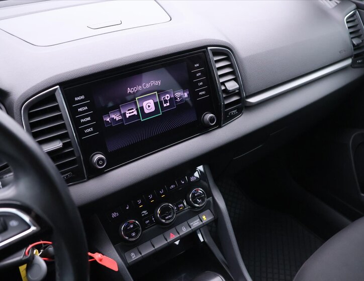 Škoda Karoq SUV / Terénní 1,5 l 110 kw